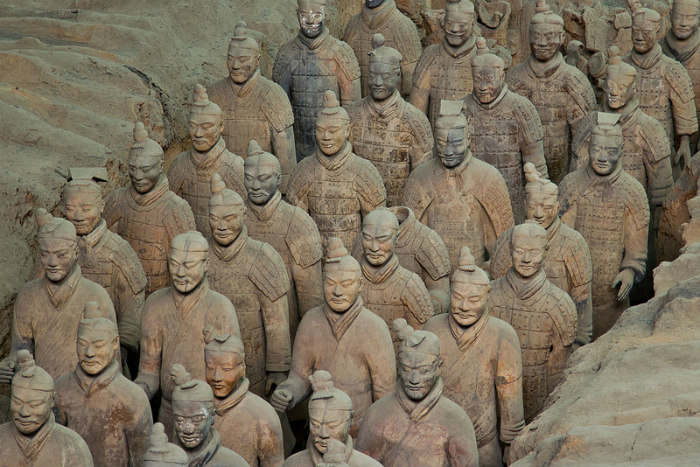 Link #130: A Chinese Emperor Was Buried With 8000 Strong Army Of