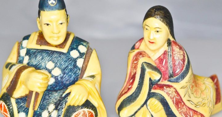 ivory chinese figurines Antique chinese pair of polychrome ivory figurines