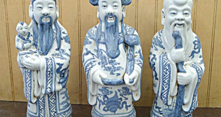 porcelain chinese statues Pair of antique hand-crafted porcelain chinese statues for sale at 1stdibs